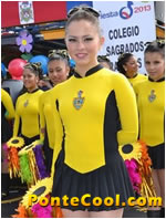 Colegio Abdon Calderon Desfile de la Confraternidad Fiestas de Quito 2013