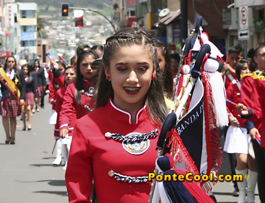 U. E. Liceo Cevallos Desfile del 12 de Noviembre de 2019