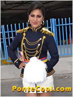 Participacion del Colegio Hispano Am&eacute;rica en el Desfile del 12 Noviembre de 2013 en Ambato