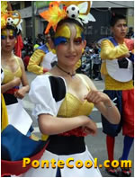 Colegio Juan Montalvo Desfile Fiesta de la Fruta y de las Flores Ambato 2013