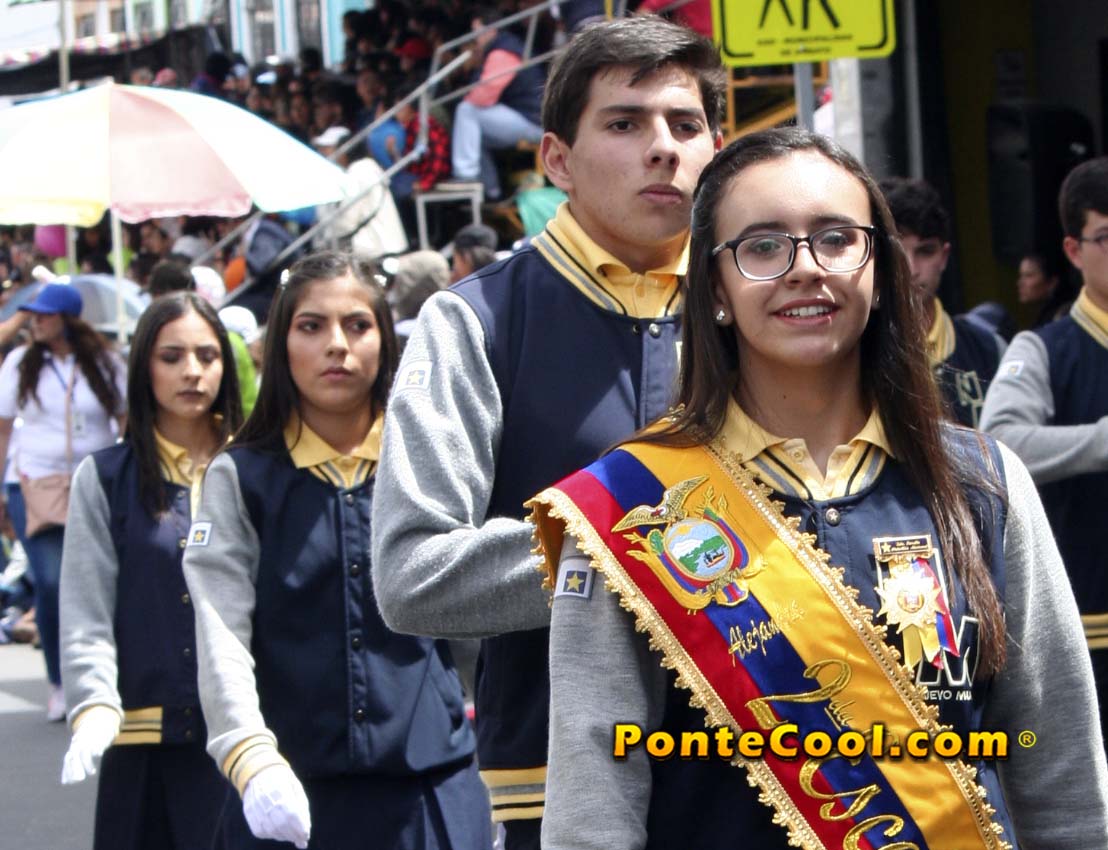 U. E. Nuevo Mundo Desfile del 12 de Noviembre de 2019