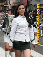 Unidad Educativa La Salle Desfile del 12 de Noviembre de 2015