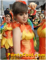 Colegio La Salle Desfile de la Fruta y de las Flores Ambato 2013