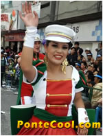 Universidad Tecnica de Ambato Desfile Fiesta Fruta y de las Flores Ambato 2013