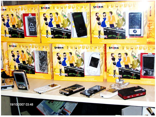 Variedad de dispositivos electr&oacute;nicos