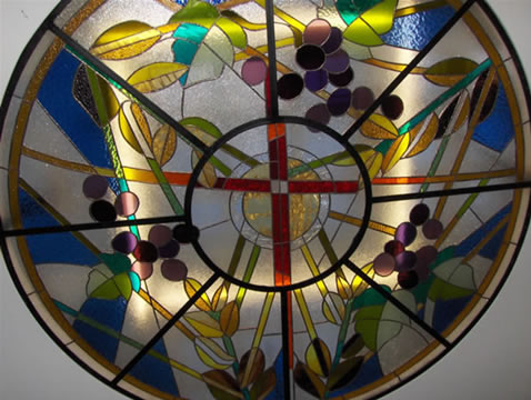 Vitral superior del lado derecho Catedral de Ambato