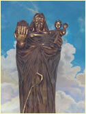 Escultura principal de la Catedral de Ambato