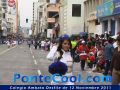 Colegio Ambato en el Desfile del 12 de Noviembre del 2011