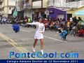Colegio Ambato en el Desfile del 12 de Noviembre del 2011