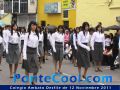 Colegio Ambato en el Desfile del 12 de Noviembre del 2011