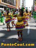 Colegio Bolivar Desfile de la Fiesta de la Fruta y de las Flores Ambato 2013