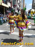 Colegio Bolivar Desfile de la Fiesta de la Fruta y de las Flores Ambato 2013