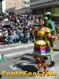 Colegio Bolivar Desfile de la Fiesta de la Fruta y de las Flores Ambato 2013