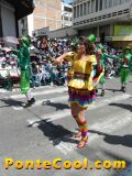 Colegio Bolivar Desfile de la Fiesta de la Fruta y de las Flores Ambato 2013