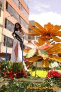 Desfile de la Fiesta de las Flores y las Frutas Ambato 2011