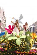 Desfile de la Fiesta de las Flores y las Frutas Ambato 2011