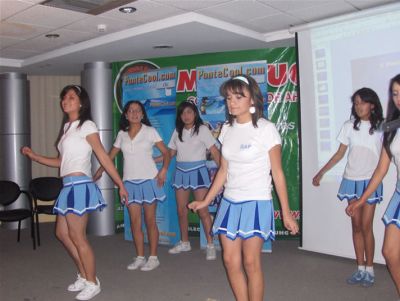 Cheer Dancers del Portal PonteCool.com
Promoción Periodistica Estudiantil realizada el 12 de diciembre del 2008
