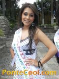 Sesión fotográfica de Estefania Medrano candidata a Reina de Ambato 2012