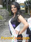 Sesión fotográfica de Viviana Lara  candidata a Reina de Ambato 2012
